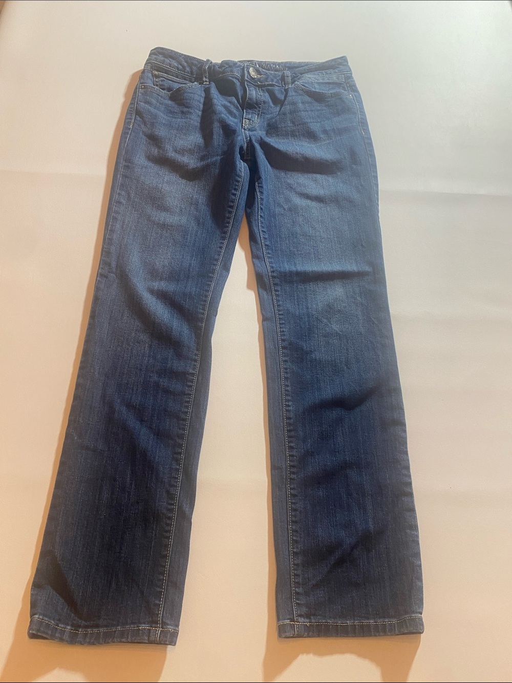 Vera Wang Women's Straight-Leg Jeans in Dark Blue Roll Cuff Capri